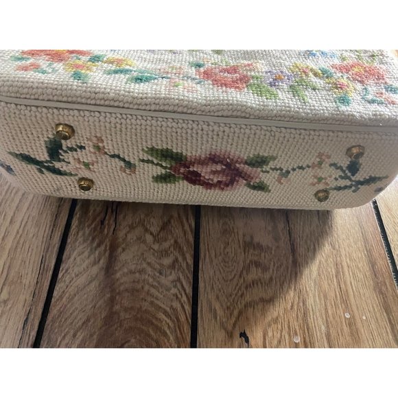 Medium Size Floral Petit Point Women Handbag - Picture 14 of 16